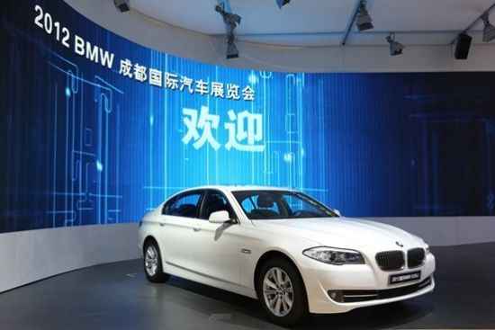 温州力宝行:2013款BMW5系Li成都车展震撼上