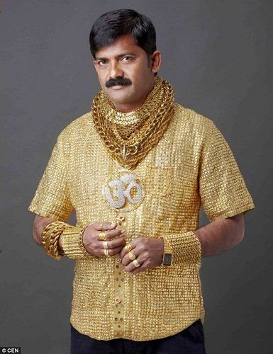 组图:揭秘印度富人穿衣风格 霸气黄金甲