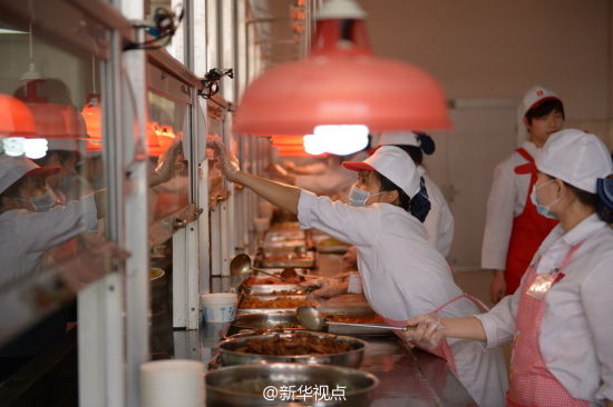 浙江农林大学食堂坚持20年提供5毛钱菜品