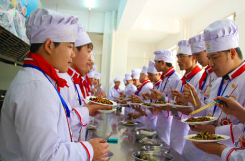 湖北新东方烹饪学校走在现代化职业教育前沿