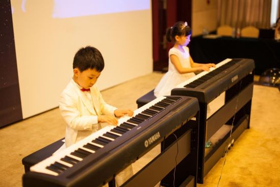 龚琛晨杭州钢琴教学私享会:大师教你用脑弹钢琴
