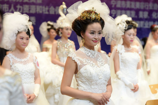 宁波市美发美容化妆美甲技能竞赛在浙纺服院举