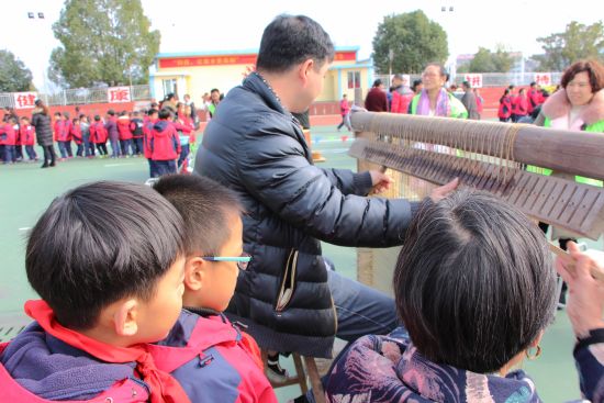 缙云县第二实验小学举行了2016科技节系列活