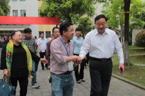 河南省平顶山市教育局考察访问杭州市景华中学